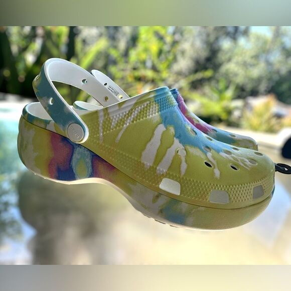 Crocs Classic Platform Tie Dye Clogs Yellow Pink Blue Size 10 - Picture 2 of 11